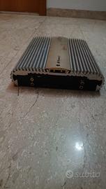 Amplificatore auto