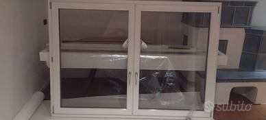 Finestra in legno/alluminio - interno bianco