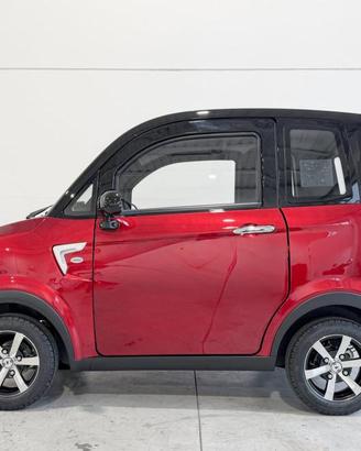 Freedom EVO SCOOTER AUTO ELETTRICA Senza Patente.