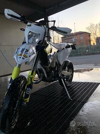 Husqvarna TE 125---Husqvarna 125 Motard/Enduro