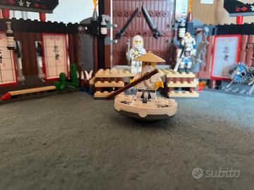 LEGO Ninjago 2504 – Spinjitzu Dojo