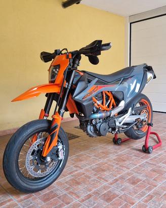 Ktm 690 smc-r