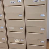 Classificatori in metallo a 4 cassetti