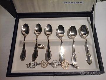 Oggetti e monili in argento