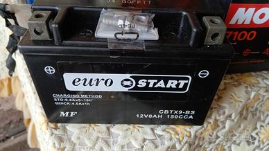 batteria  12V8AH nuova