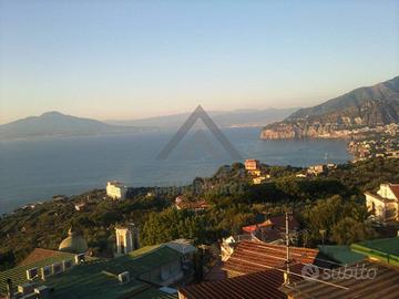 Palazzo / Stabile di 1200 m² a Sorrento