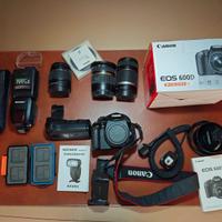 Canon EOS 600D piu obiettivi flash e accessori