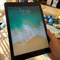 iPad Air 1ª generazione 16GB Wi-Fi + Cellular