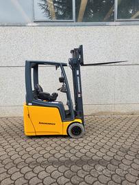 Carrello elevatore Jungheinrich EFG 215 con pesa