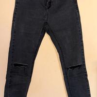 jeans neri strappati