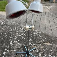 Lampada con due lampadine infrarossi