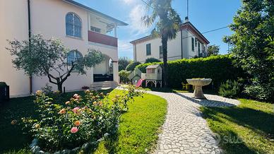 TRIFAMILIARE A CASTEL BOLOGNESE