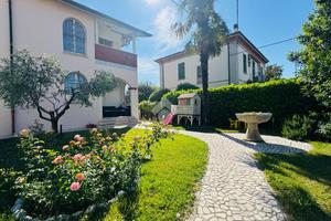 TRIFAMILIARE A CASTEL BOLOGNESE