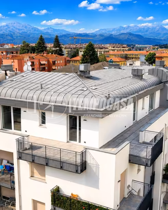 ATTICO di 150 MQ CON TERRAZZO DI 90MQ