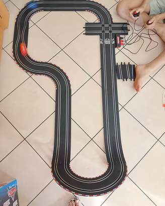 pista automobiline elettrica Carrera Cars 