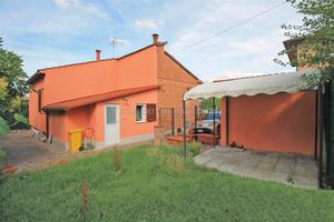 Torrita di Siena (SI), casa singola con garage e g