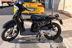 Aprilia Scarabeo 50 2016