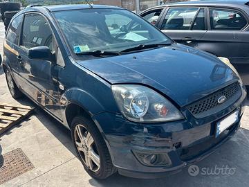 FORD FIESTA per ricambi usati