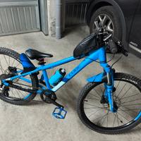 MTB CUBE ACID 240 DISC freni a disco idraulici