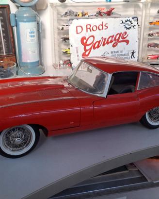 jaguar E Type monogram 1964