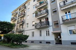 2 LOCALI A CORSICO