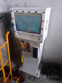 Pompa di benzina finta