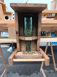 Mangiatoia per uccelli