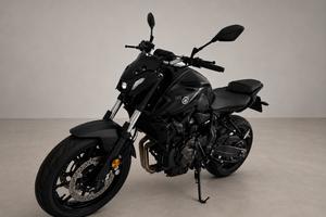 Yamaha MT-07 - Tech Black - 3000 km