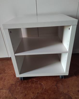 scaffale bianco