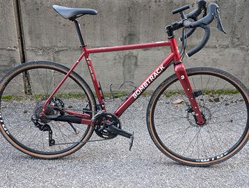 BOMBTRACK HOOK 2024 ROSSA tg L