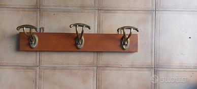 Appendiabiti da parete