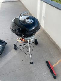 Barbecue weber carbone