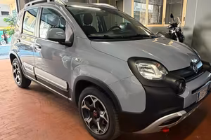 Fiat Panda 1.0 FireFly S&S Hybrid City Cross