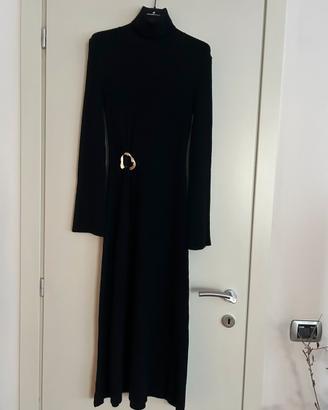 Vestito lungo in lana  nero con collo dolcevita