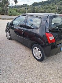 automobile Renault Twingo Yahoo