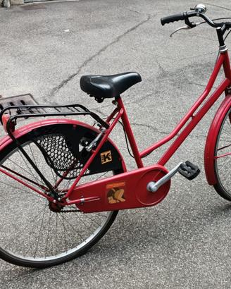 bicicletta rossa donna
