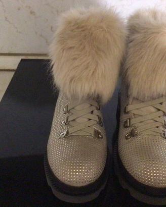 Scarponcini nuovi misura 38