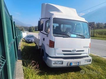 NISSAN CABSTAR 3.0 106 CV