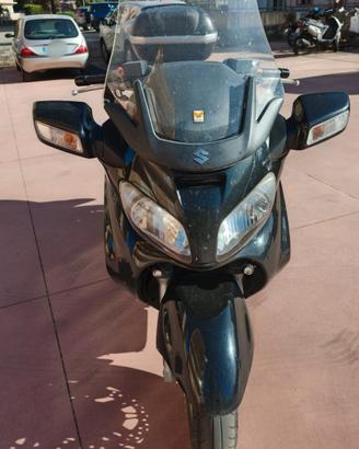 Suzuki Burgman 650