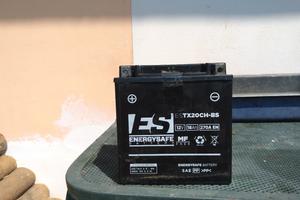 Batteria 12v 18 Ah scarica normale