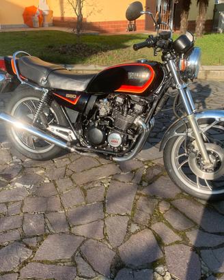 Moto yamaha xj 550