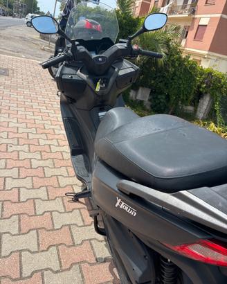 Kymco X-Town 300i 2017, 12.700 km, come nuovo