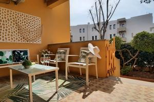 Appartamento con veranda a 2 passi dal mare