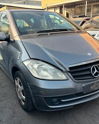 Ricambi Mercedes Classe A 180 266920 2010