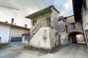 CASA DI CORTE A CELLATICA