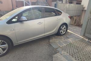 Opel Astra 2015 Gpl