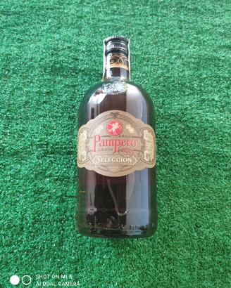 Bottiglia di Rum Pampero Seleccion .