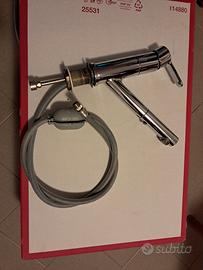 rubinetto con doccetta estraibile