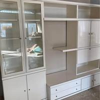 Parete attrezzata bianca nuova