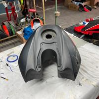 Serbatoio carbonio x ducati streetfighter 1098